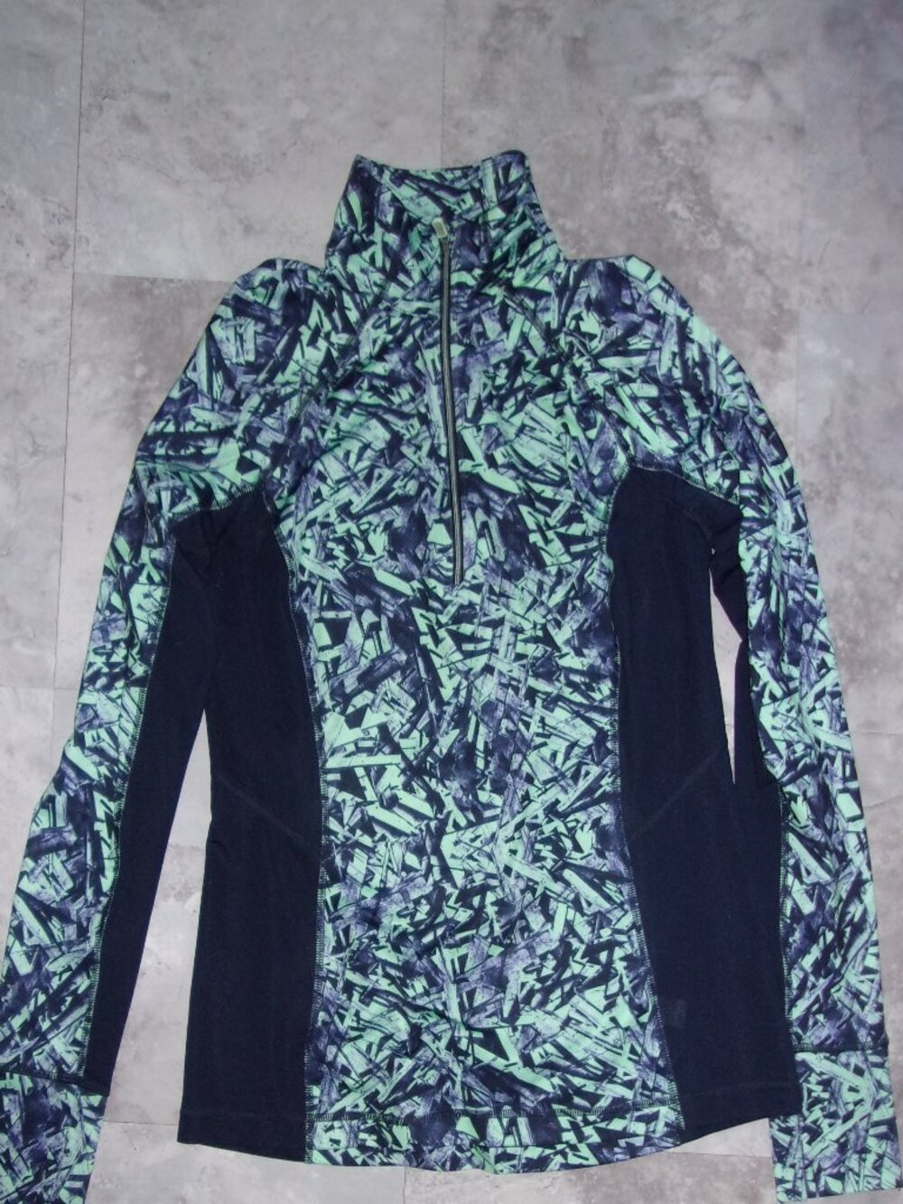 athletic size large tee t shirt work out gym soft womens long sleeve blue
